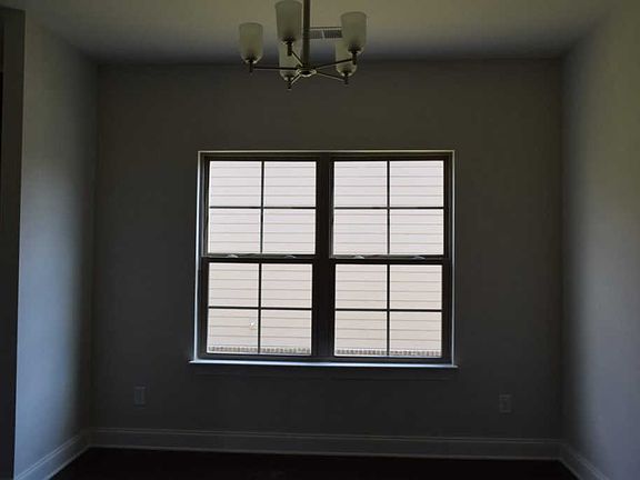 5th image of 5768 Napa Valley Dr