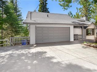 119 Grizzly Rd, Lake Arrowhead, CA 92352