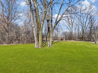 1822 Barthelone St, Crest Hill, IL 60403