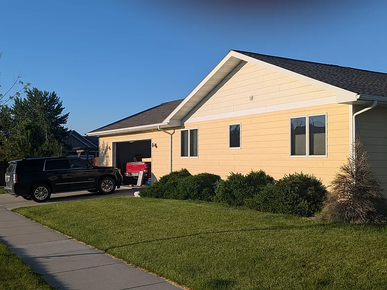 145 Forest Grove Ln — Photo 3