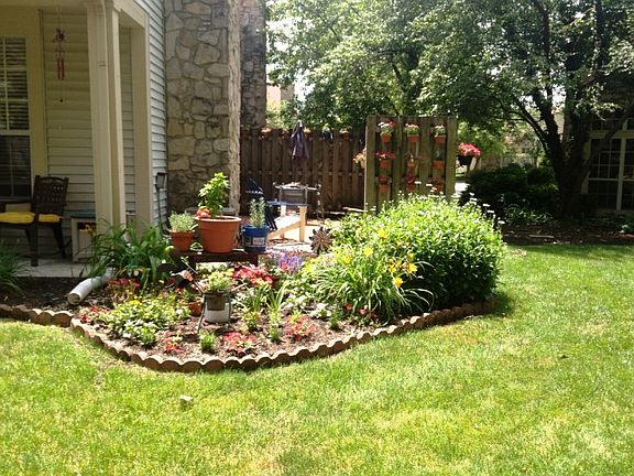 3rd image of 6435 Bayside Ct
