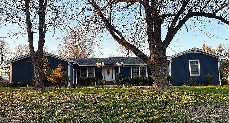 22297 Sacajawea Rd, Sedalia, MO 65301 Zillow