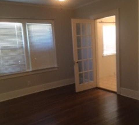 Center bedroom. Closet to right.