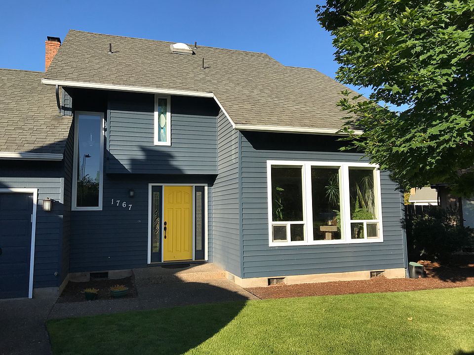 2nd image of 1767 Crescent Ave