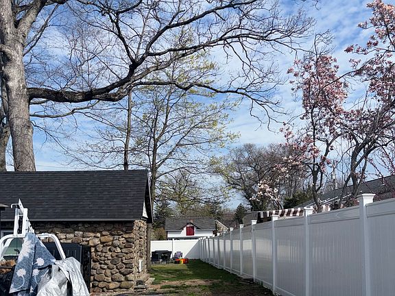 2nd image of 318 S Middletown Rd Floor 2