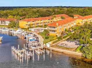 1525 Wharfside Dr, Tarpon Springs, FL 34689