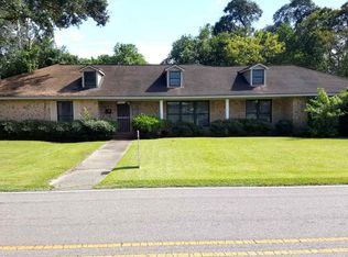 58465 Iron Farm Rd, Plaquemine, LA 70764