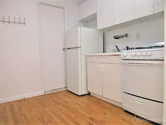 Rented by City Connections Realty | media 13
