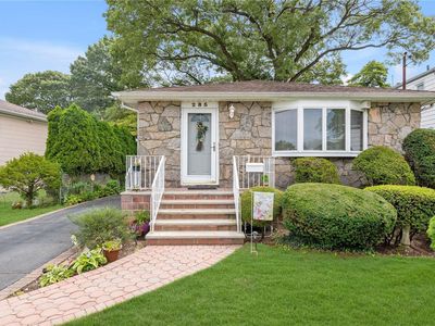 285 Emerson, Valley Stream, NY, 11580