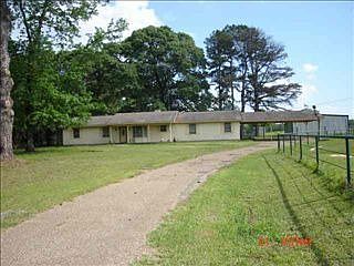 2nd image of 1170 County Road 3118
