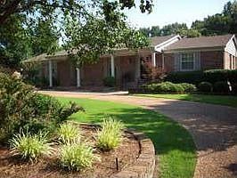 Home for Sale in Tupelo, Mississippi $525,000
