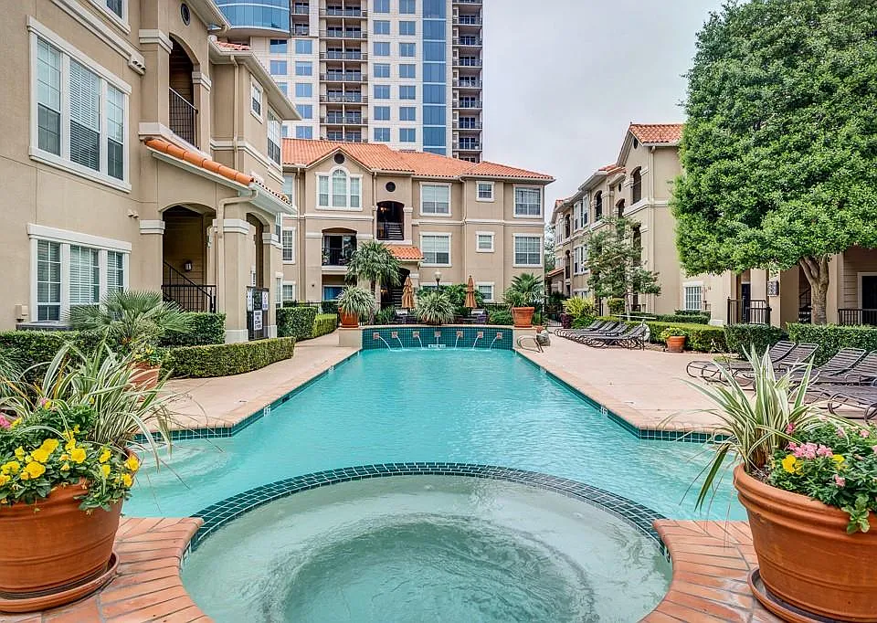 3231 Allen Pkwy #6203