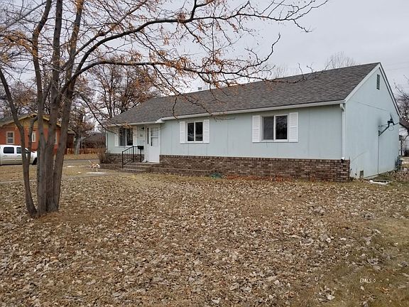3rd image of 700 S Prairie Ave