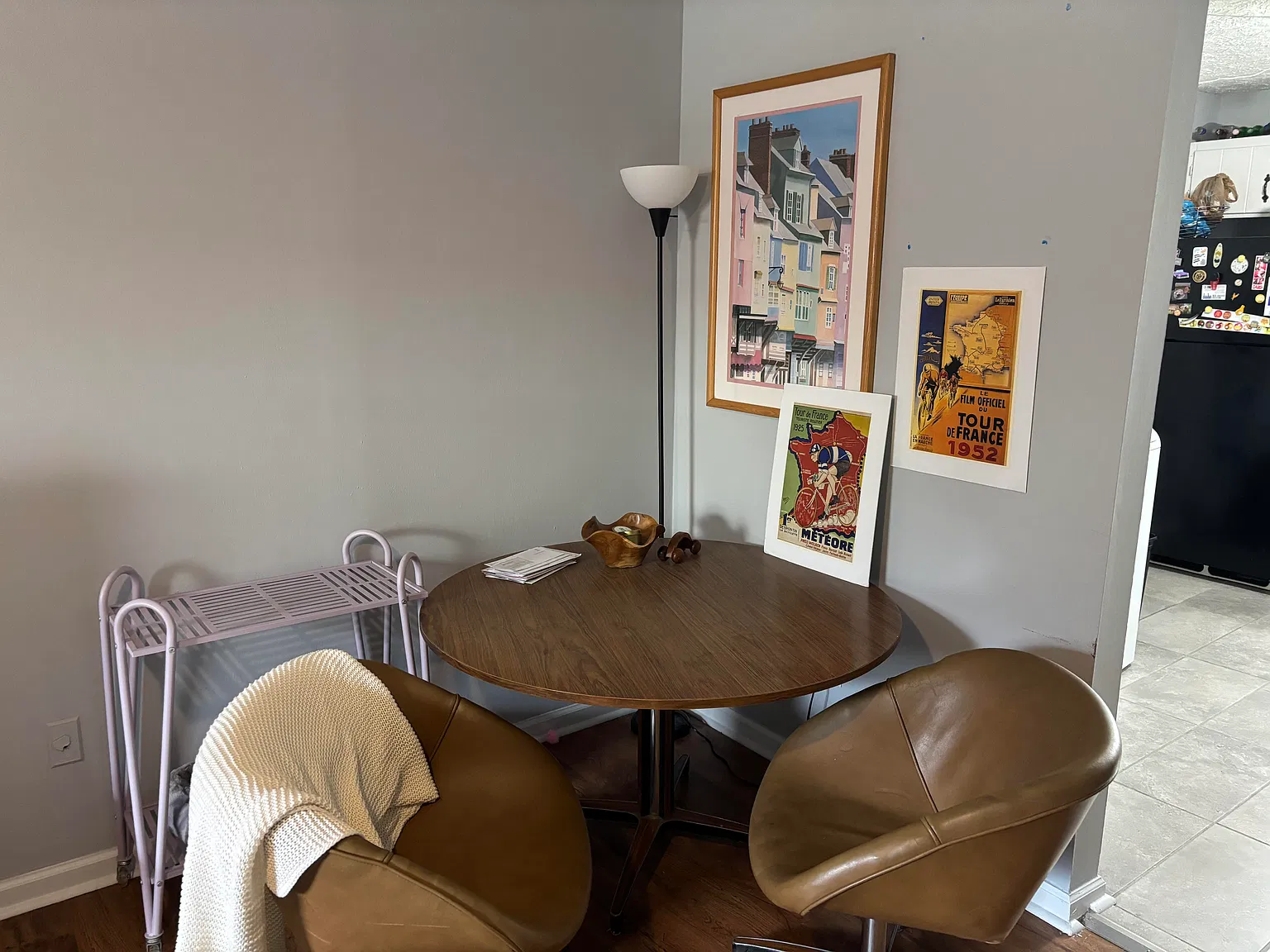 2 bed, 800 sqft, $1,200 — Photo 3