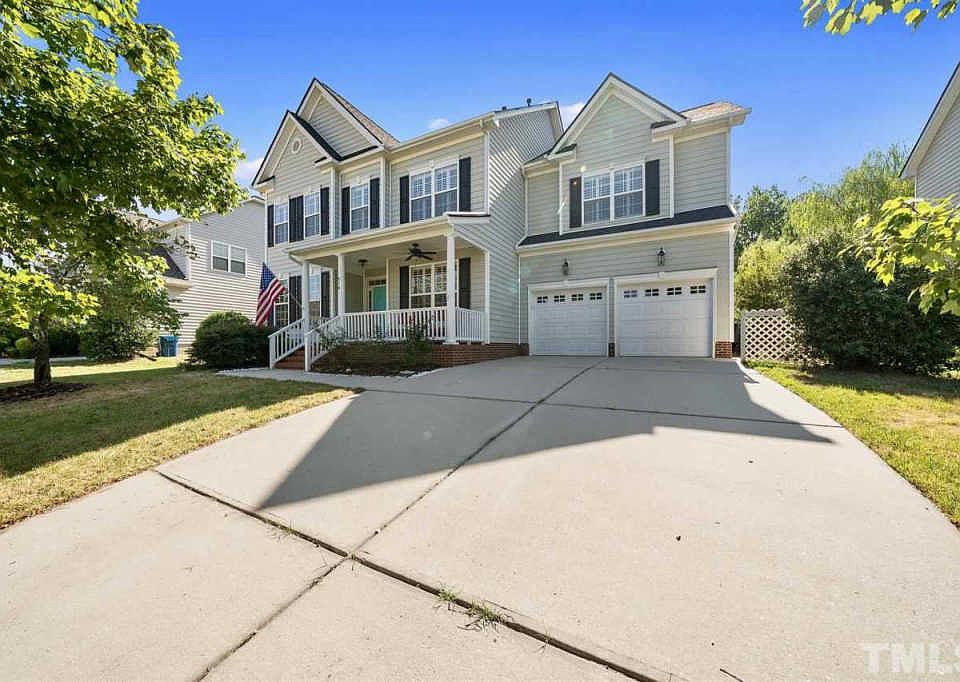 1st image of 510 Valleymede Dr
