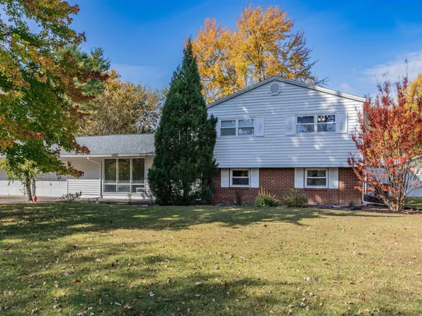 3008 Mockingbird Ln, Evansville, IN 47710