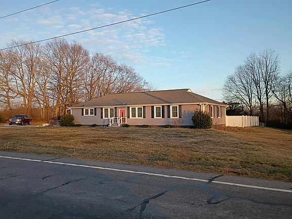 2nd image of 562 Cliffside Hwy