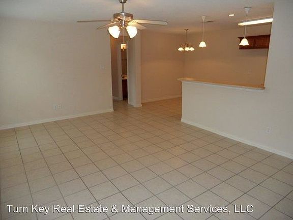 4th image of 7905 Marydean Ave
