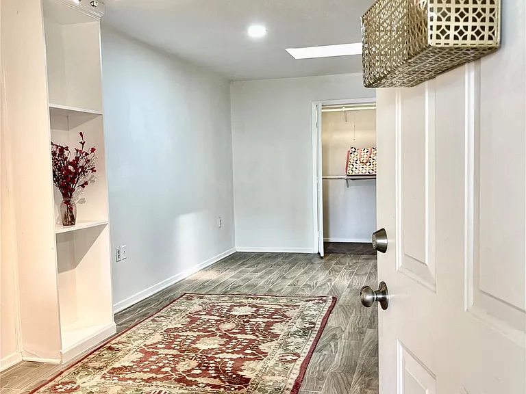 1407 Nevada St — Photo 4
