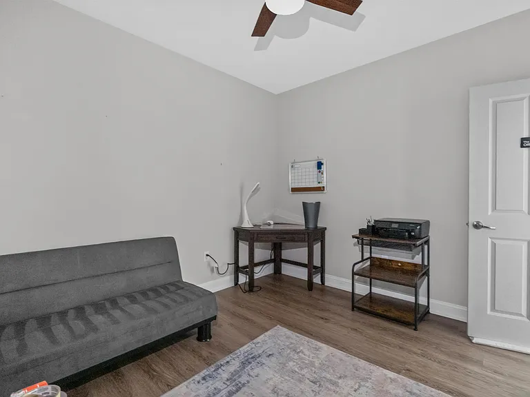 1905 N Water St #102 — Photo 28