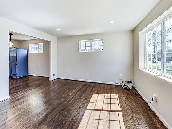 4th image of 4617 Creek Shore Dr