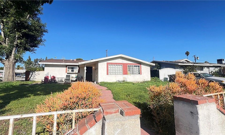 1st image of 5356 Alamitos St