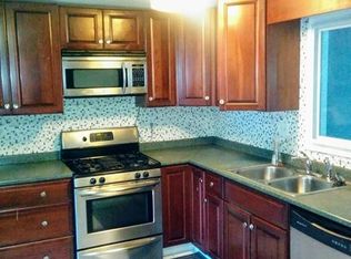 8 Angelos Rd, Stoughton, MA 02072