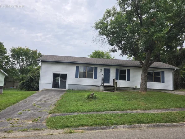 1405 Barberry Pl, Hopkinsville, KY 42240