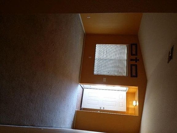 5th image of 194 W Marina Ct