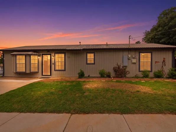 729 Hettie St, Denton, TX 76209