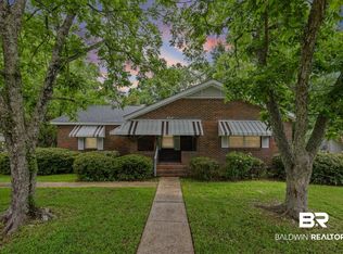 312 Sutherland Dr, Chickasaw, AL 36611