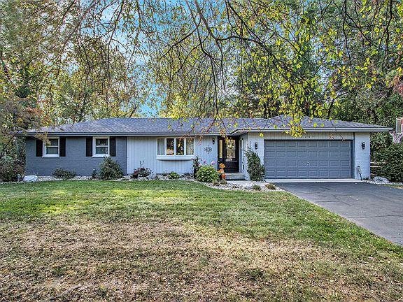 2nd image of 8265 Lake Vista Dr