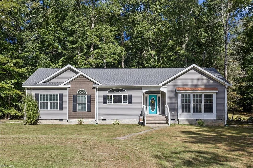 328 Wilkinson Dr photo 1