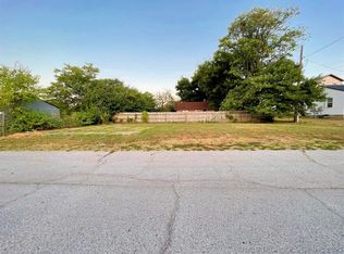 218 S College Ave, Tahlequah, OK 74464