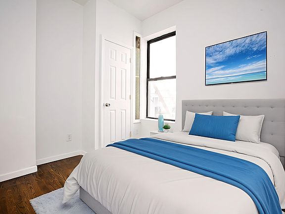 3rd image of 5 W 101st St APT 7C