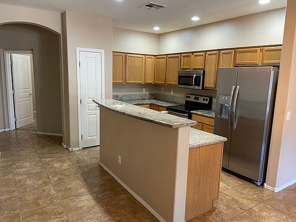 3rd image of 15415 W Aster Dr