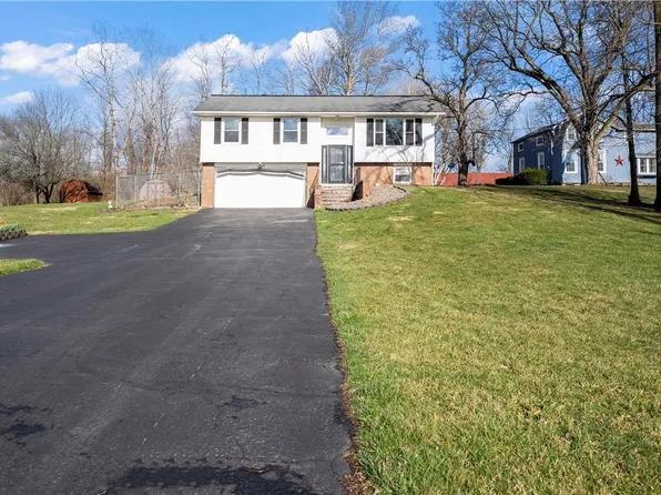 1225 Victor Rd, Macedon, NY 14502