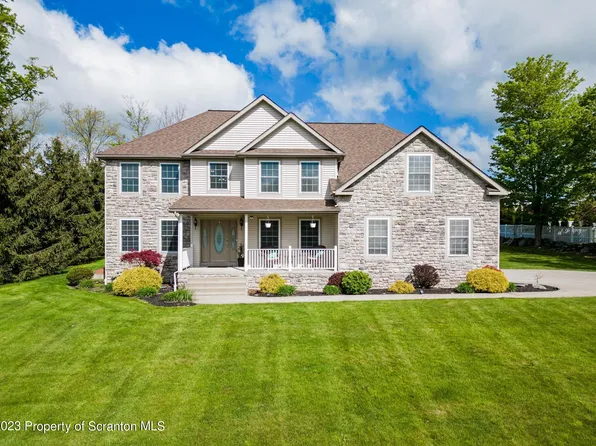 103 Powell Dr, South Abington Township, PA 18411