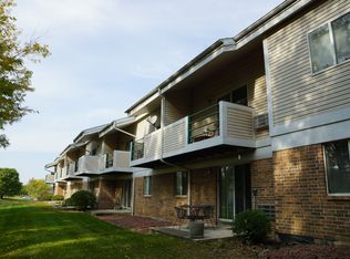 335 Olson Ct #216, Stoughton, WI 53589