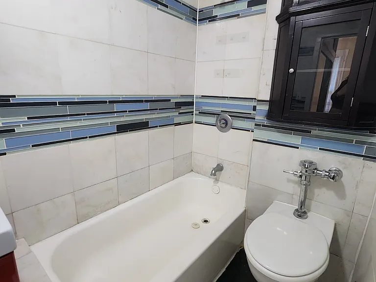 371 Norton St #11 — Photo 16
