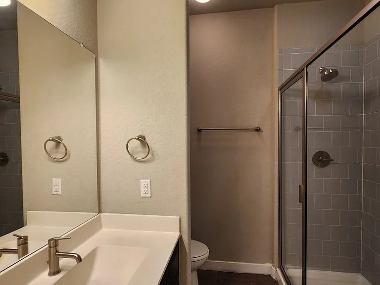 549 Creekside Frst — Photo 17