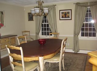 20 Quail Hollow Dr, Exeter, RI 02822