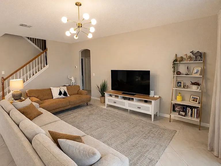 2556 Kona Way — Photo 6