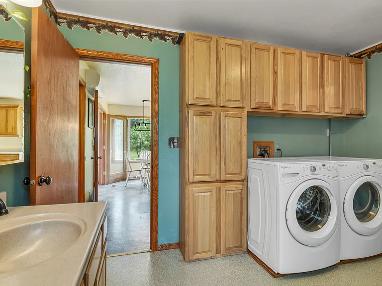 3194 Crooked Finger Rd NE — Photo 29