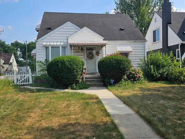 2016 Pearl Ave, Warren, MI 48091