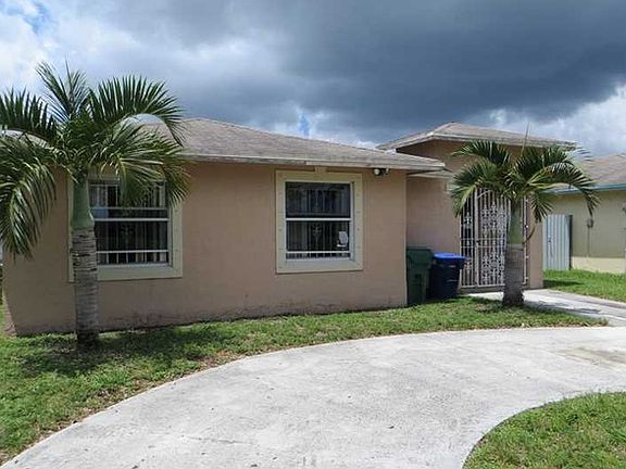 3rd image of 19340 NW 32nd Ave
