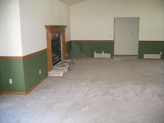 5th image of 2224 Songbird Ct