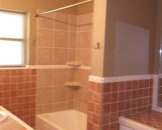 4th image of 2318 15th St