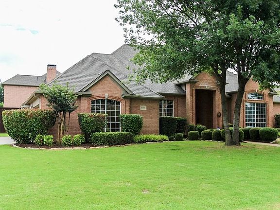 2nd image of 5905 Highland Hills Ln