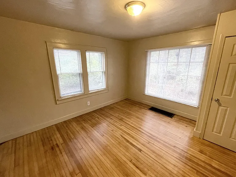7015 Wadsworth Way — Photo 2